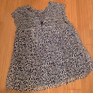 Vineyard vibes flirty top